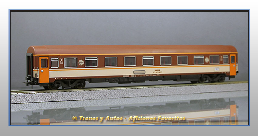 Coche pasajeros Serie 10000 AA-10001 "Estrella" - Renfe